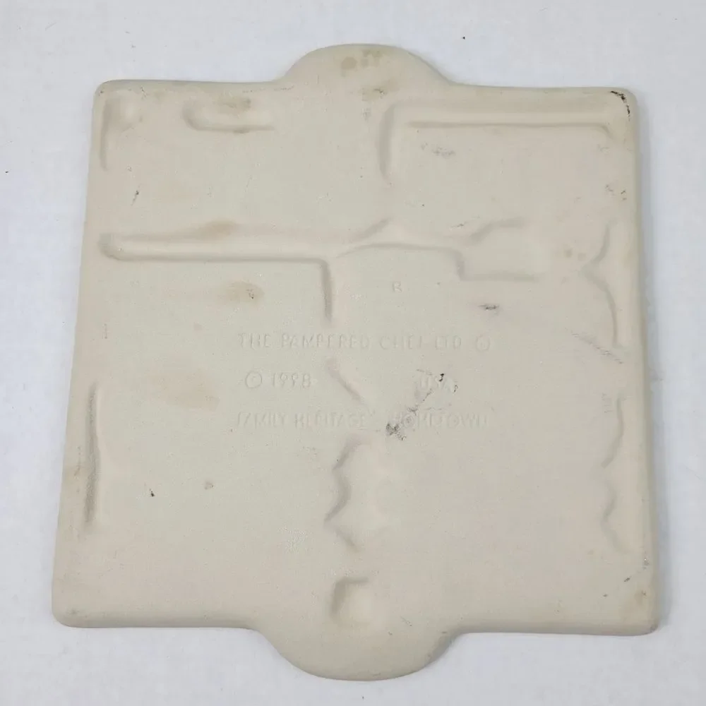The Pampered Chef‎ 1998 Gingerbread Train Stoneware Mold